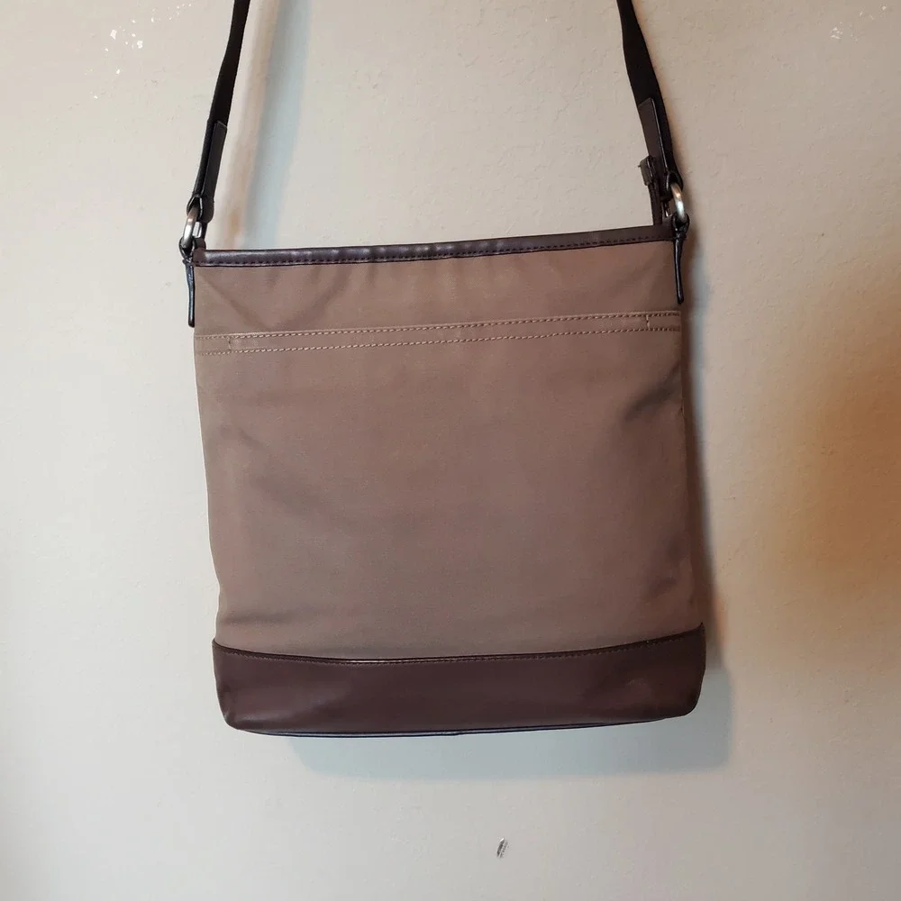 Coach Heritage Web Canvas Messenger Bag Khaki Brown Crossbody F70820